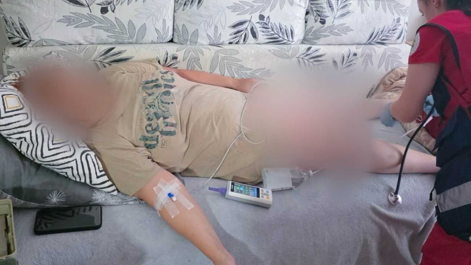 На Закарпатті жінка ледь не померла через важку алергічну реакцію на антибіотик (ФОТО)