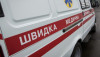На Закарпатті 82-річний чоловік впав із даху та отримав тяжкі травми