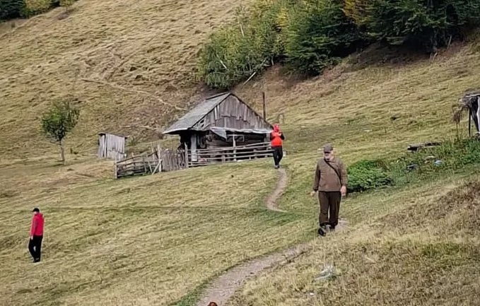 На Рахівщині другу добу шукають 71-річного грибника (ФОТО)