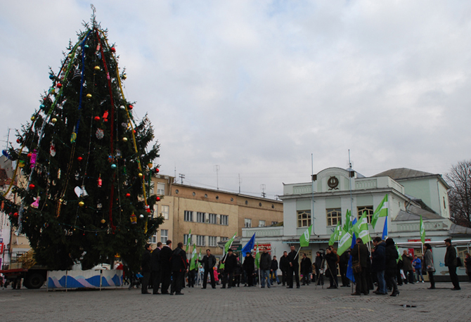 Фронт Змін в Ужгороді виступив за підтримку європейського курсу розвитку України