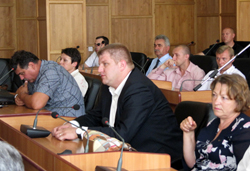 Ужгородські депутати не зважають на думку громади