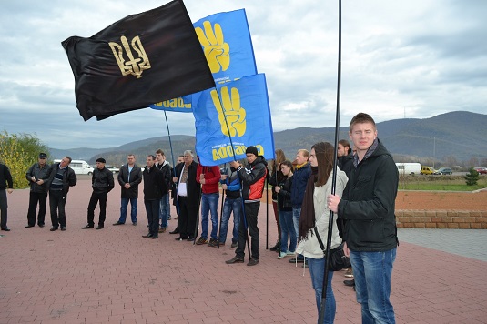 На Закарпатті "Свобода" і "Сокіл" відзначили 75-річчя створення «Карпатської Січі» (ФОТО)