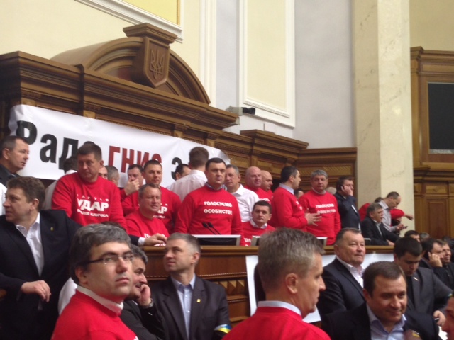 Валерій Пацкан розповів, чому блокує трибуну в парламенті