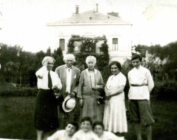 Ploteni_1