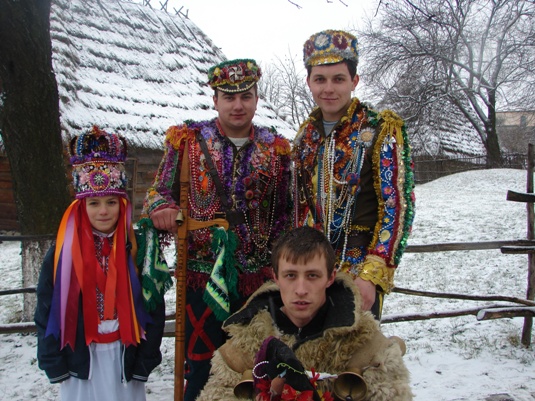 У "Старому селі" колядували й віншували колядники з усього краю