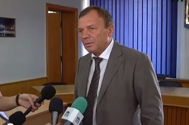 Мер Ужгорода "увіллє" свою мерську зарплату у фонтан на Поштовій (ВІДЕО)