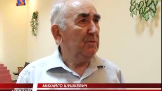 Пораненим військовим у Мукачівському шпиталі читали вірші (ВІДЕО)