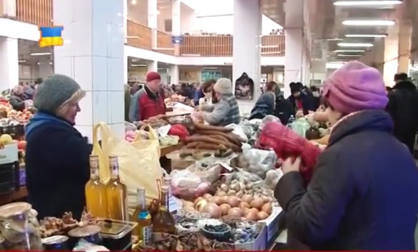 Дорого. Новий рік більшість закарпатців зустрічатимуть вдома (ВІДЕО)