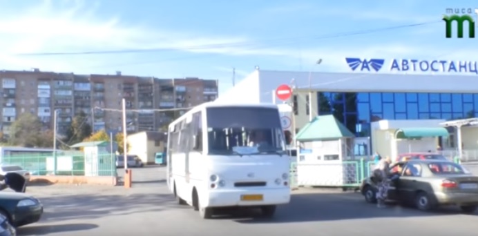 Понад 12 перевізників на Закарпатті, що обслуговують міжміські маршрути, порушують графік руху (ВІДЕО)