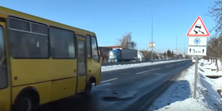 Дорогу від Нижнього Солотвина до Кінчеша на Ужгородщині відремонтують за державні 30 млн грн (ВІДЕО)