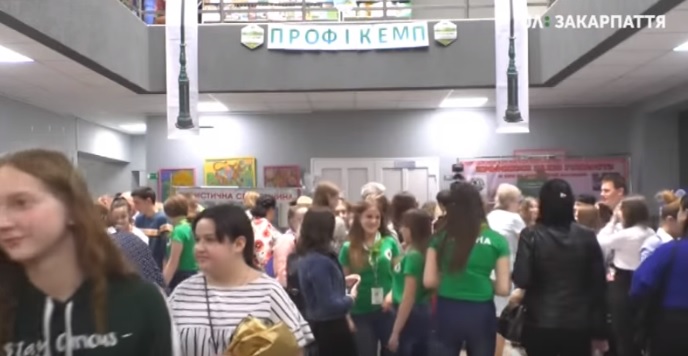 У Мукачеві відбувся фінальний етап конкурсу "Країна професій ПрофіКемп" (ВІДЕО)