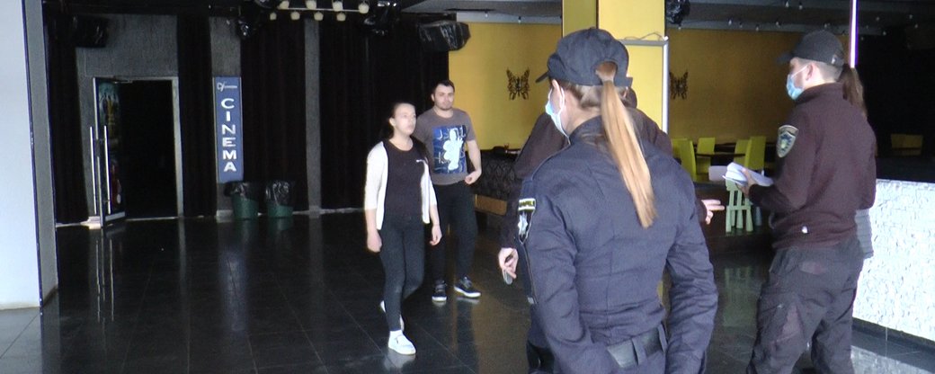 Муніципальна варта проводила роз'яснювальні роботи з підприємцями в Ужгороді (ВІДЕО)
