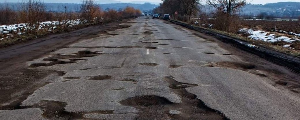 На ремонт доріг Закарпаття цього року виділили 1,7 млрд грн (ВІДЕО)