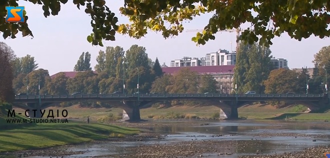 В Ужгороді проводять дератизацію (ВІДЕО)