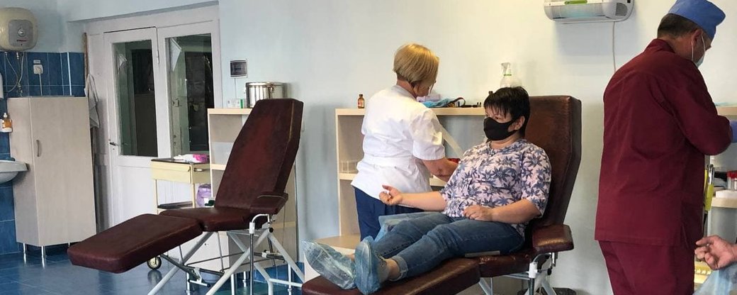 57 людей в Ужгороді стали донорами крові у Всесвітній день донора (ФОТО, ВІДЕО)