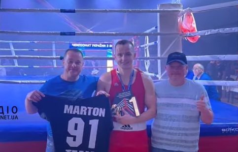 Спортсмен із Мукачева виборов "золото" Чемпіонату України з боксу (ВІДЕО)