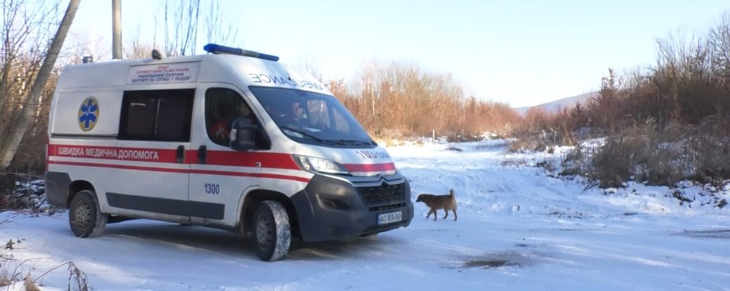 Ще 26 автомобілів швидкої з повним приводом потрібні закарпатським медикам, щоб доїжджати до жителів гірських сіл (ФОТО, ВІДЕО)