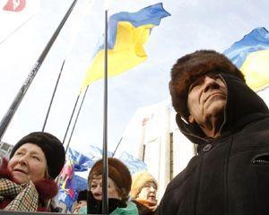 Протест опозиціонерів на Європейській площі завершився