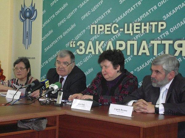 Літературний процес на Закарпатті: «Ми маємо, чим пишатися» (АУДІО)