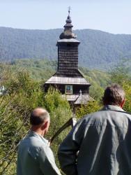 Унікальні дерев'яні закарпатські храми нищить не так вогонь, як байдужість     