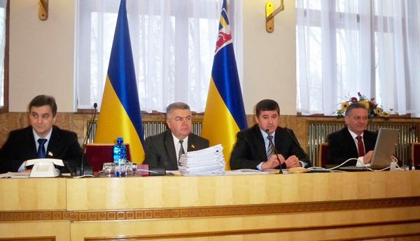 На Закарпатті облрада і ОДА починають мірятися силою 