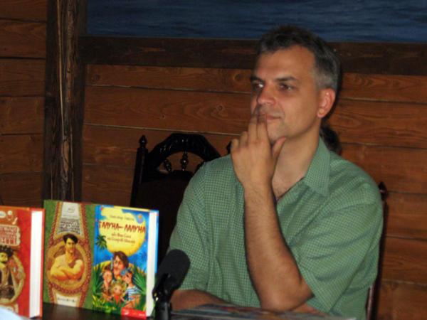 Олександр Гаврош презентував свої книги молоді реабілітаційного центру «Дорога життя»  (ФОТО)