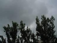 На Закарпатті зливи, град та шквали затягнуться до понеділка